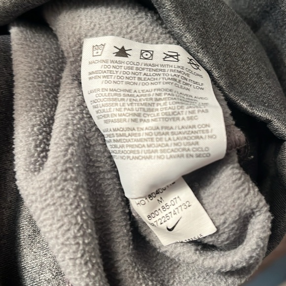 Men's 1/4 zip Nike DriFit Fleece Sweatshirt - Picture 5 of 13